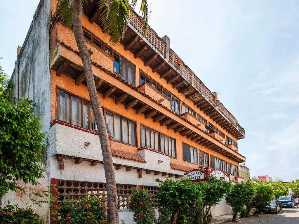 Oyo Hotel Sands Barra de Navidad Luaran gambar