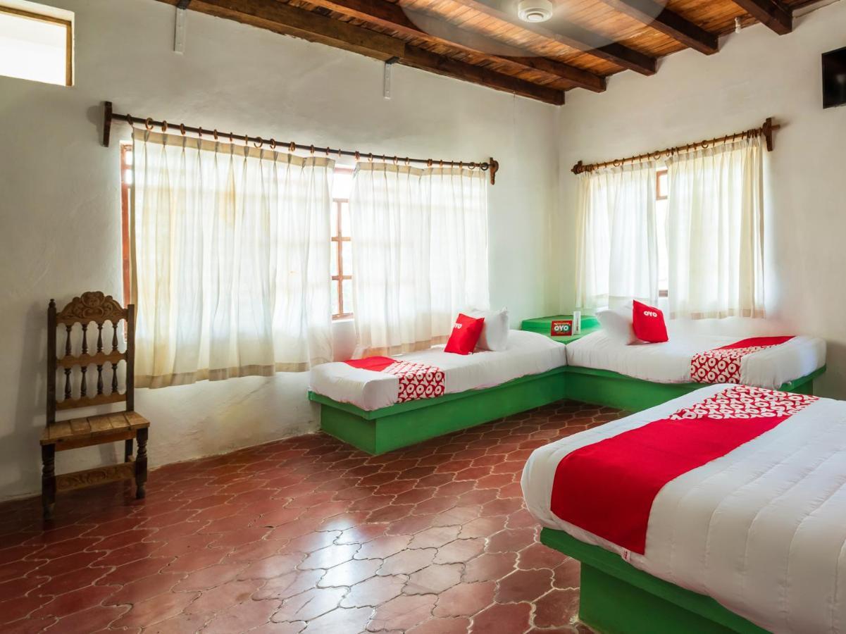 Oyo Hotel Sands Barra de Navidad Luaran gambar