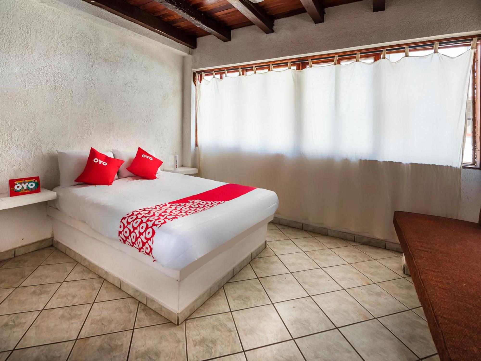 Oyo Hotel Sands Barra de Navidad Luaran gambar
